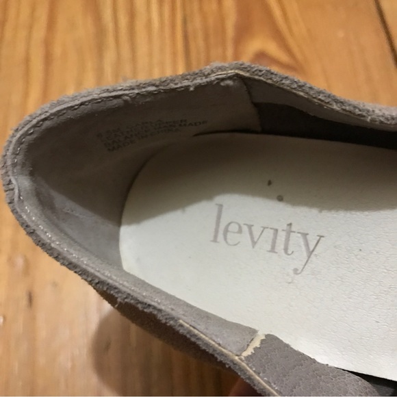 Levity Tan Suede Loafer Flats Slip-Ons, EUC, 6.5 - Picture 8 of 10
